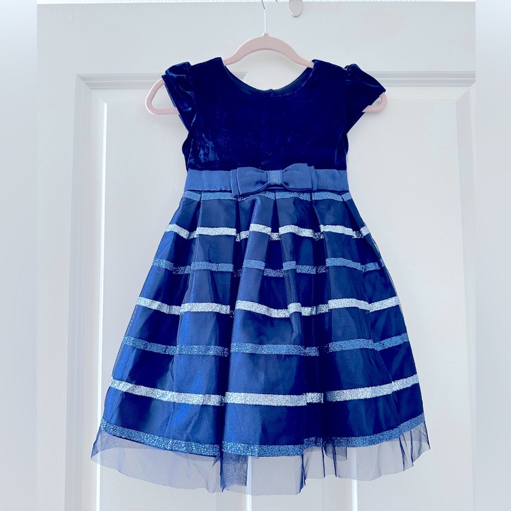 Jona Michelle 2T blue and silver formal dress